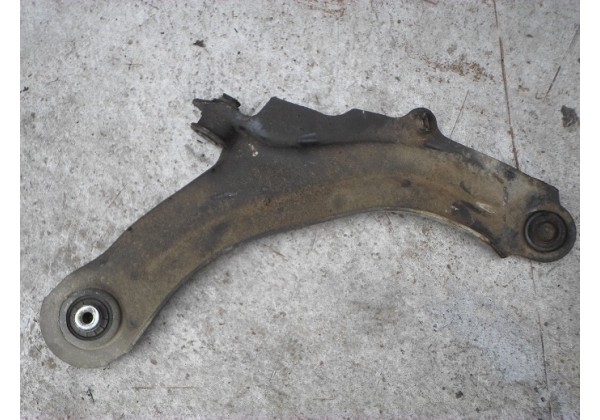 ричаг передній правий Renault Scenic II, Megane II, 8200298455